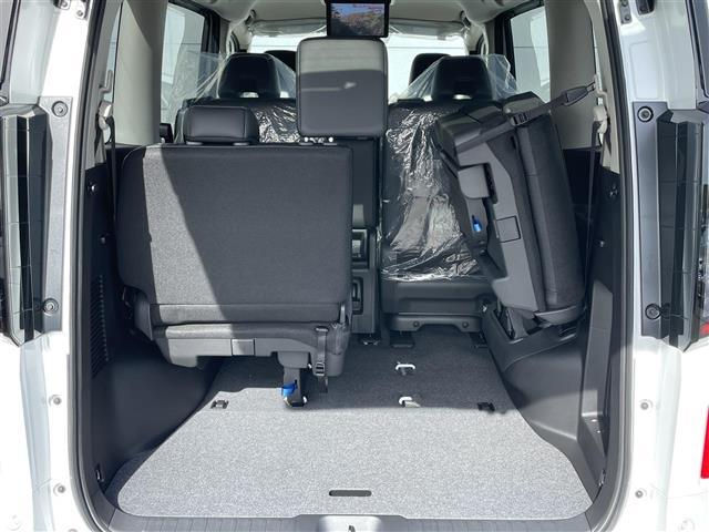 セレナ e-パワー ハイウェイスターV 登録済未使用車 プロパイロット/BSM/前後ソナー フリップダウンモニター 純正12.3インチナビ/HDMI アラウンドビューモニター 両側パワースライドドア ETC2.0 デジタルインナーミラー(26枚目)