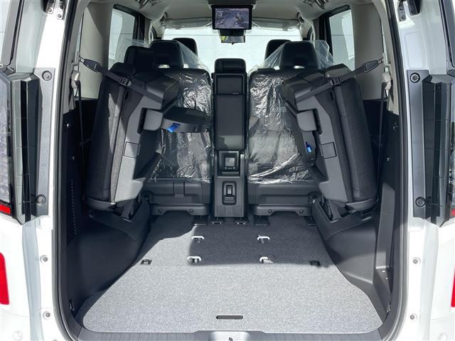 セレナ e-パワー ハイウェイスターV 登録済未使用車 プロパイロット/BSM/前後ソナー フリップダウンモニター 純正12.3インチナビ/HDMI アラウンドビューモニター 両側パワースライドドア ETC2.0 デジタルインナーミラー(27枚目)