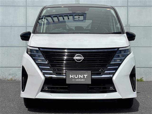 セレナ e-パワー ハイウェイスターV 登録済未使用車 プロパイロット/BSM/前後ソナー フリップダウンモニター 純正12.3インチナビ/HDMI アラウンドビューモニター 両側パワースライドドア ETC2.0 デジタルインナーミラー(28枚目)