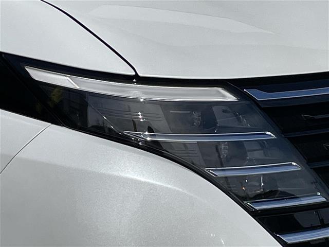 セレナ e-パワー ハイウェイスターV 登録済未使用車 プロパイロット/BSM/前後ソナー フリップダウンモニター 純正12.3インチナビ/HDMI アラウンドビューモニター 両側パワースライドドア ETC2.0 デジタルインナーミラー(36枚目)