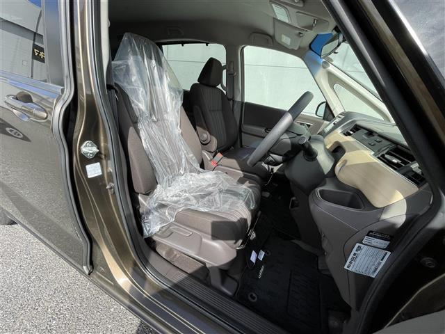 フリードハイブリッド ハイブリッド・Gホンダセンシング ホンダセンシング ディスプレイオーディオ バックカメラ ETC ステアリングスイッチ 両側パワースライドドア LEDヘッドライト オートライト スマートキー プッシュスタート フロアマット(21枚目)