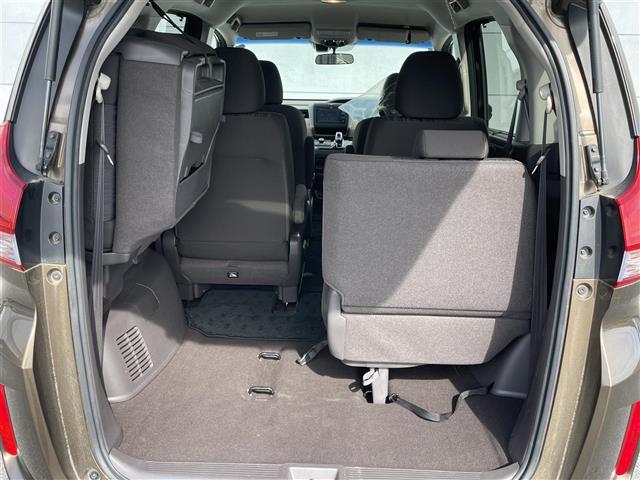 フリードハイブリッド ハイブリッド・Gホンダセンシング ホンダセンシング ディスプレイオーディオ バックカメラ ETC ステアリングスイッチ 両側パワースライドドア LEDヘッドライト オートライト スマートキー プッシュスタート フロアマット(26枚目)