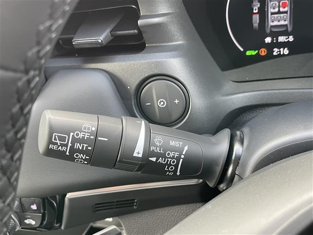 ヴェゼル e:HEV Z 登録済未使用車 ホンダセンシング/BSM/前後ソナー 純正9インチナビ バックカメラ ステアリングスイッチ ETC2.0 ワイヤレス充電 電動パーキングブレーキ ブレーキホールド パワーバックドア(9枚目)