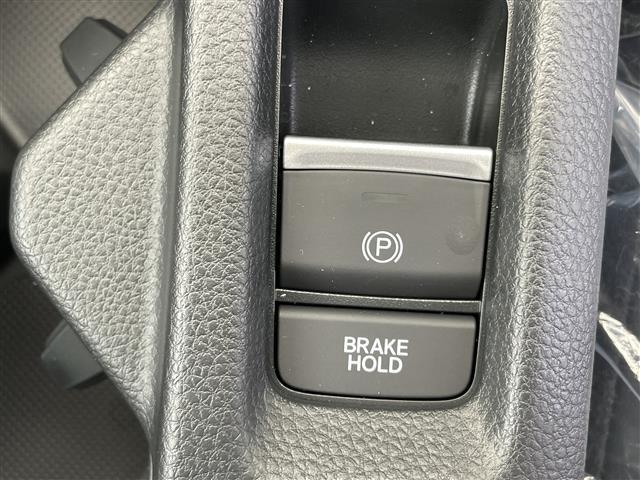 ヴェゼル e:HEV Z 登録済未使用車 ホンダセンシング/BSM/前後ソナー 純正9インチナビ バックカメラ ステアリングスイッチ ETC2.0 ワイヤレス充電 電動パーキングブレーキ ブレーキホールド パワーバックドア(13枚目)