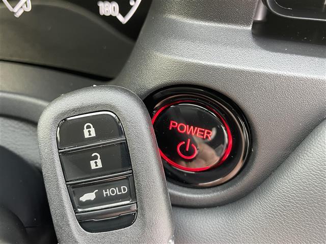 ヴェゼル e:HEV Z 登録済未使用車 ホンダセンシング/BSM/前後ソナー 純正9インチナビ バックカメラ ステアリングスイッチ ETC2.0 ワイヤレス充電 電動パーキングブレーキ ブレーキホールド パワーバックドア(22枚目)