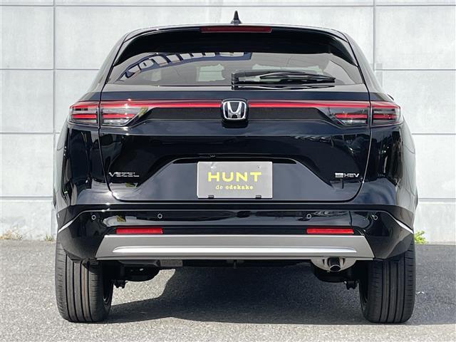 ヴェゼル e:HEV Z 登録済未使用車 ホンダセンシング/BSM/前後ソナー 純正9インチナビ バックカメラ ステアリングスイッチ ETC2.0 ワイヤレス充電 電動パーキングブレーキ ブレーキホールド パワーバックドア(32枚目)