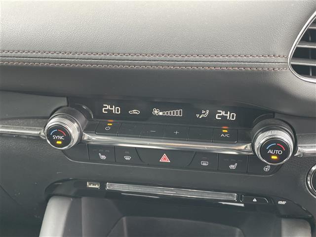 MAZDA3セダン 20S Lパッケージ 禁煙車 純正8.8インチナビ バックカメラ レーダークルーズ Bluetooth フルセグ オートハイビーム BOSE LEDヘッドライト レザーシート シートヒーター ヘッドアップディレイ(12枚目)