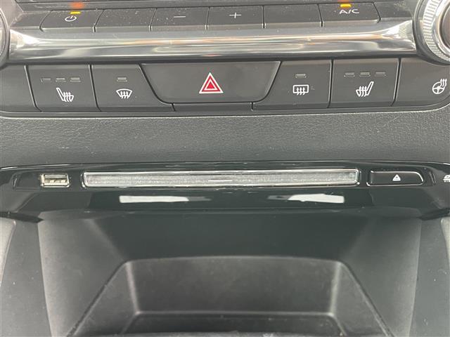 MAZDA3セダン 20S Lパッケージ 禁煙車 純正8.8インチナビ バックカメラ レーダークルーズ Bluetooth フルセグ オートハイビーム BOSE LEDヘッドライト レザーシート シートヒーター ヘッドアップディレイ(13枚目)