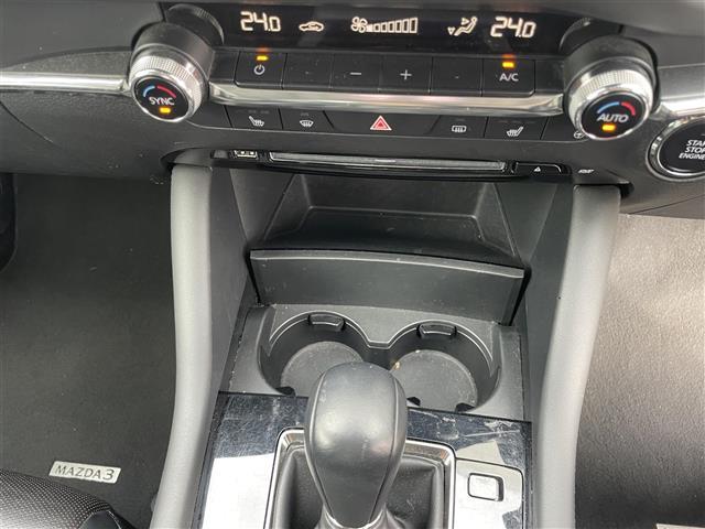 MAZDA3セダン 20S Lパッケージ 禁煙車 純正8.8インチナビ バックカメラ レーダークルーズ Bluetooth フルセグ オートハイビーム BOSE LEDヘッドライト レザーシート シートヒーター ヘッドアップディレイ(22枚目)
