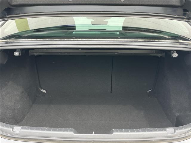 MAZDA3セダン 20S Lパッケージ 禁煙車 純正8.8インチナビ バックカメラ レーダークルーズ Bluetooth フルセグ オートハイビーム BOSE LEDヘッドライト レザーシート シートヒーター ヘッドアップディレイ(29枚目)