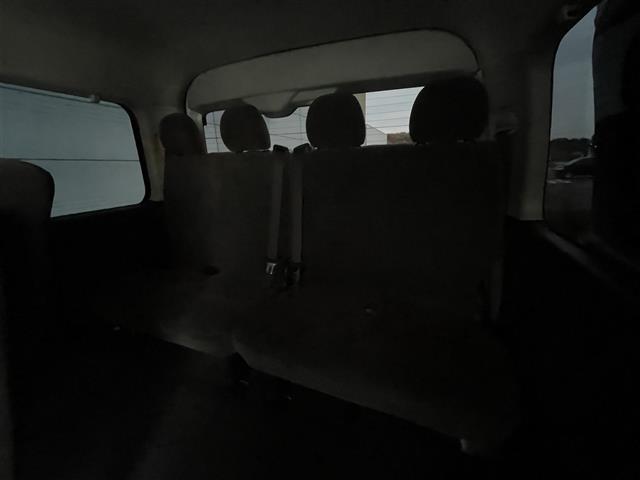 ハイエースワゴン GL 禁煙車 純正7インチナビ・フルセグTV・CD・FM/AM 後席モニター 片側パワースライドドア 全方位カメラ トヨタセーフティセンス コーナーセンサー レーンキープアシスト 100V電源(24枚目)