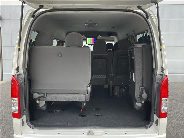 ハイエースワゴン GL 禁煙車 純正7インチナビ・フルセグTV・CD・FM/AM 後席モニター 片側パワースライドドア 全方位カメラ トヨタセーフティセンス コーナーセンサー レーンキープアシスト 100V電源(26枚目)