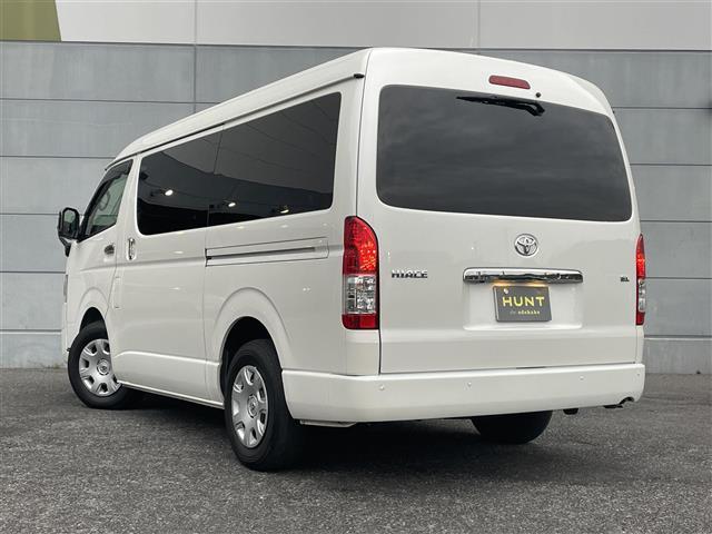 ハイエースワゴン GL 禁煙車 純正7インチナビ・フルセグTV・CD・FM/AM 後席モニター 片側パワースライドドア 全方位カメラ トヨタセーフティセンス コーナーセンサー レーンキープアシスト 100V電源(43枚目)