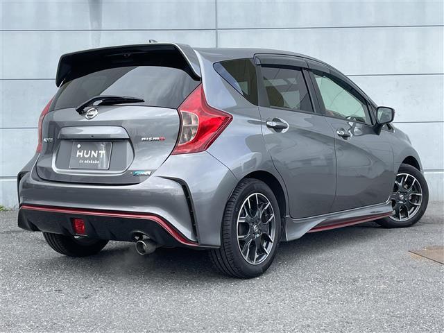 ノート ニスモ フルエアロ 純正7インチナビ Bluetooth フルセグTV DVD再生 スーパーチャージャー LEDヘッドライト 純正フロアマット ETC スマートキー(34枚目)