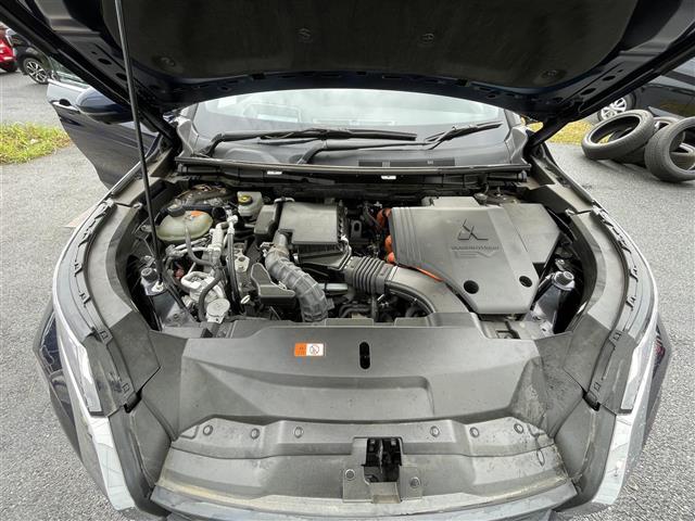 アウトランダーPHEV P 衝突軽減ブレーキ 全方位カメラ マイパイロット 純正9インチナビ フルセグTV BOSE BSM プロジェクションイルミネーション シートヒーター LEDヘッドライト 純正20インチAW(40枚目)