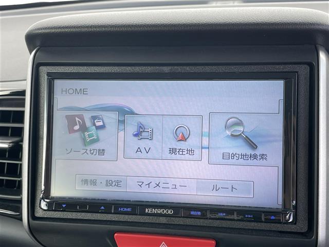 Ｎ－ＢＯＸカスタム Ｇ・Ｌパッケージ　社外ナビ　バックカメラ　ＥＴＣ　ステアリングスイッチ　パワースライドドア　ＨＩＤヘッドライト　オートライト　スマートキー　プッシュスタート　フロアマット　純正１４インチＡＷ（4枚目）