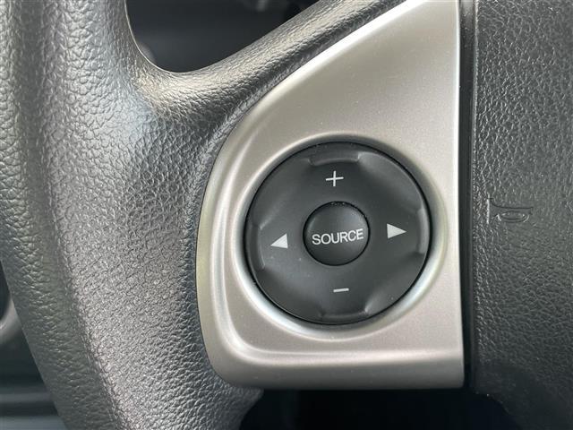 Ｎ－ＢＯＸカスタム Ｇ・Ｌパッケージ　社外ナビ　バックカメラ　ＥＴＣ　ステアリングスイッチ　パワースライドドア　ＨＩＤヘッドライト　オートライト　スマートキー　プッシュスタート　フロアマット　純正１４インチＡＷ（6枚目）