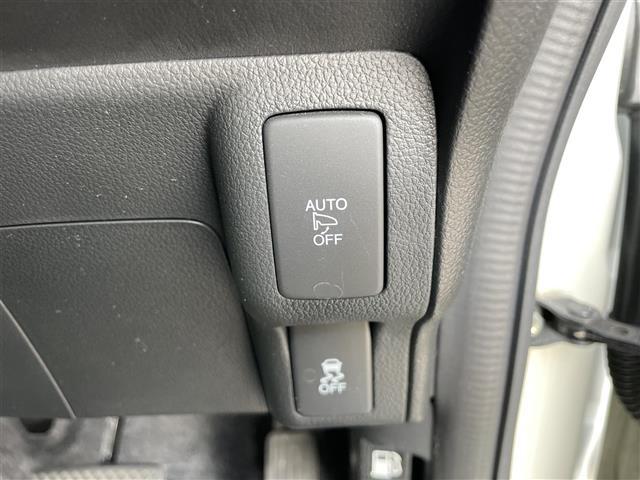 Ｎ－ＢＯＸカスタム Ｇ・Ｌパッケージ　社外ナビ　バックカメラ　ＥＴＣ　ステアリングスイッチ　パワースライドドア　ＨＩＤヘッドライト　オートライト　スマートキー　プッシュスタート　フロアマット　純正１４インチＡＷ（15枚目）