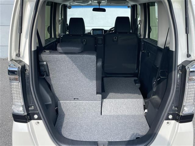 Ｎ－ＢＯＸカスタム Ｇ・Ｌパッケージ　社外ナビ　バックカメラ　ＥＴＣ　ステアリングスイッチ　パワースライドドア　ＨＩＤヘッドライト　オートライト　スマートキー　プッシュスタート　フロアマット　純正１４インチＡＷ（26枚目）