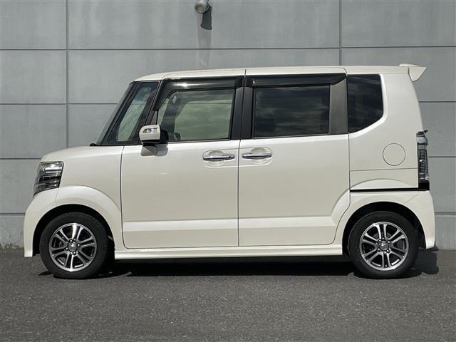 Ｎ－ＢＯＸカスタム Ｇ・Ｌパッケージ　社外ナビ　バックカメラ　ＥＴＣ　ステアリングスイッチ　パワースライドドア　ＨＩＤヘッドライト　オートライト　スマートキー　プッシュスタート　フロアマット　純正１４インチＡＷ（29枚目）