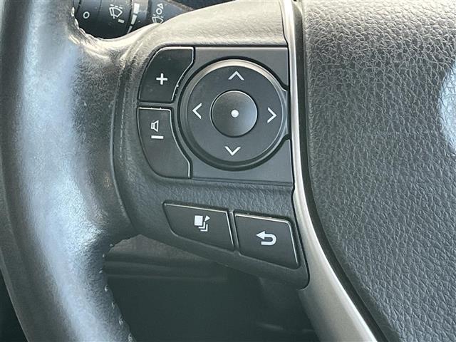 ヴォクシー ＺＳ　煌ＩＩ　セーフティセンス／前後ソナー　純正ナビ　バックカメラ　クルーズコントロール　ステアリングスイッチ　両側パワースライドドア　ＥＴＣ２．０（5枚目）