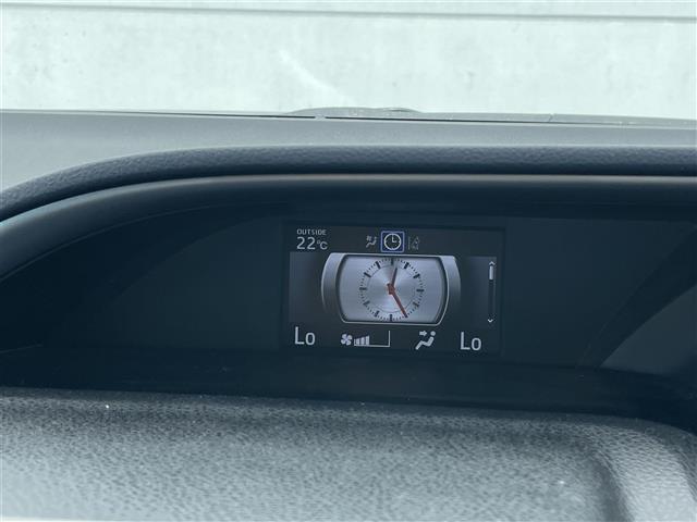 ヴォクシー ＺＳ　煌ＩＩ　セーフティセンス／前後ソナー　純正ナビ　バックカメラ　クルーズコントロール　ステアリングスイッチ　両側パワースライドドア　ＥＴＣ２．０（10枚目）