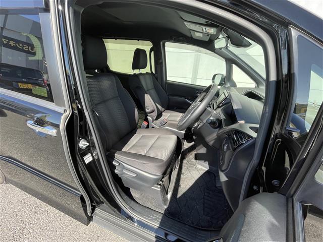 ヴォクシー ＺＳ　煌ＩＩ　セーフティセンス／前後ソナー　純正ナビ　バックカメラ　クルーズコントロール　ステアリングスイッチ　両側パワースライドドア　ＥＴＣ２．０（21枚目）