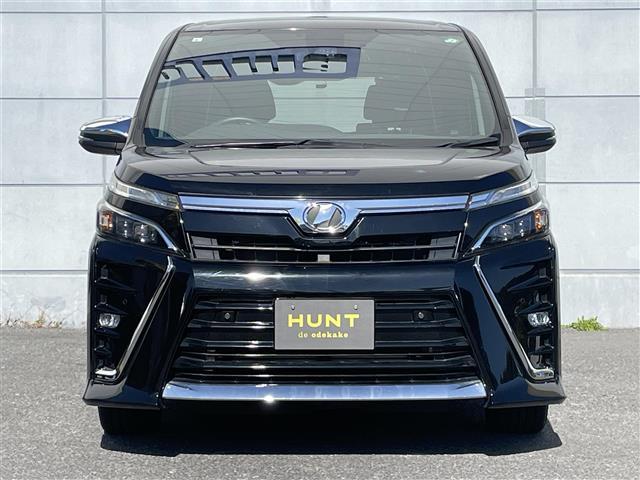 ヴォクシー ＺＳ　煌ＩＩ　セーフティセンス／前後ソナー　純正ナビ　バックカメラ　クルーズコントロール　ステアリングスイッチ　両側パワースライドドア　ＥＴＣ２．０（28枚目）