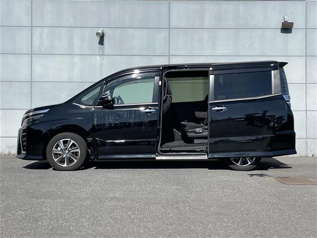 ヴォクシー ＺＳ　煌ＩＩ　セーフティセンス／前後ソナー　純正ナビ　バックカメラ　クルーズコントロール　ステアリングスイッチ　両側パワースライドドア　ＥＴＣ２．０（30枚目）