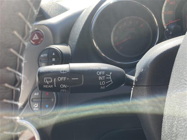 フィット 13G・スマートセレクション ファインスタイル 社外ナビ バックカメラ スマートキー HIDヘッドライト/オートライト 純正フロアマット(6枚目)