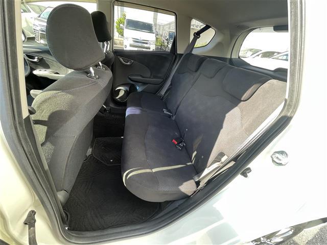 フィット 13G・スマートセレクション ファインスタイル 社外ナビ バックカメラ スマートキー HIDヘッドライト/オートライト 純正フロアマット(26枚目)