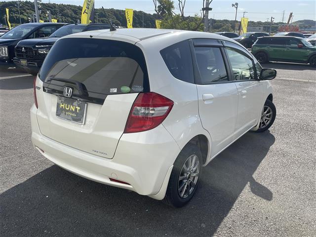 フィット 13G・スマートセレクション ファインスタイル 社外ナビ バックカメラ スマートキー HIDヘッドライト/オートライト 純正フロアマット(34枚目)