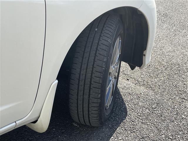 フィット 13G・スマートセレクション ファインスタイル 社外ナビ バックカメラ スマートキー HIDヘッドライト/オートライト 純正フロアマット(39枚目)