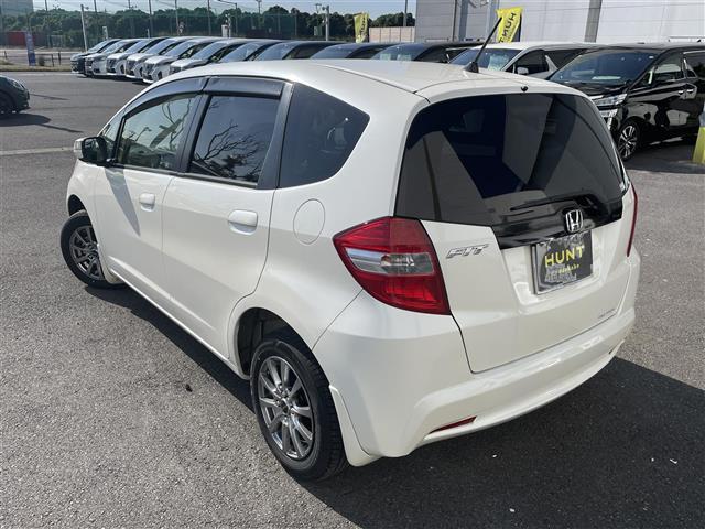 フィット 13G・スマートセレクション ファインスタイル 社外ナビ バックカメラ スマートキー HIDヘッドライト/オートライト 純正フロアマット(43枚目)