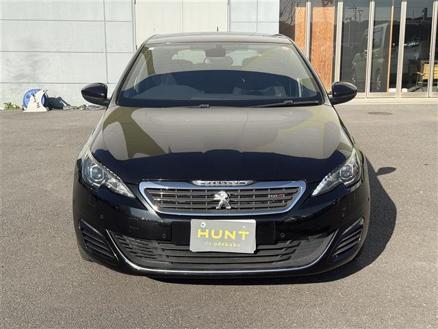 ３０８ ＧＴ　ブルーＨＤｉ　ＢＳＭ／前後ソナー　純正ナビ　バックカメラ　ＥＴＣ　ステアリングスイッチ　ＭＴモード　ＬＥＤヘッドライト　オートライト　スマートキー　プッシュスタート　クルーズコントロール（30枚目）