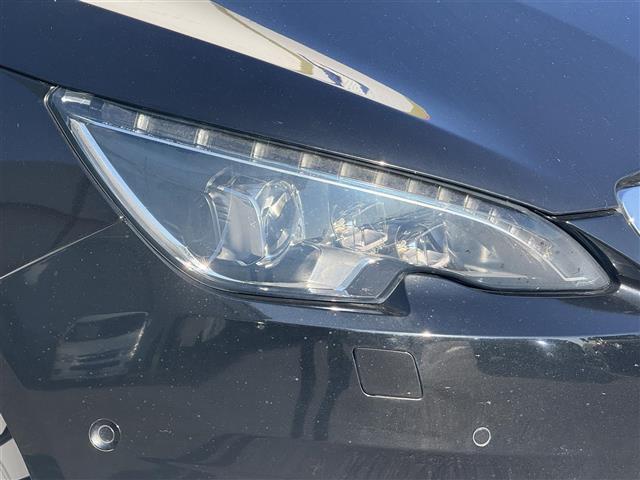 ３０８ ＧＴ　ブルーＨＤｉ　ＢＳＭ／前後ソナー　純正ナビ　バックカメラ　ＥＴＣ　ステアリングスイッチ　ＭＴモード　ＬＥＤヘッドライト　オートライト　スマートキー　プッシュスタート　クルーズコントロール（36枚目）