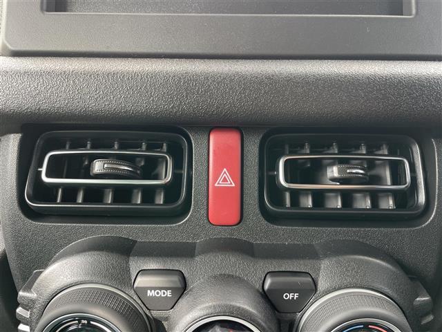 ジムニーノマド ＦＣ　登録済未使用車　ブラックルーフツートーン（Ｅ５Ｊ）　シートヒーター　ミラーヒーター　スマートキー　プッシュスタート　ＬＥＤヘッドライト　オートライト　フォグライト　純正１５インチＡＷ（15枚目）