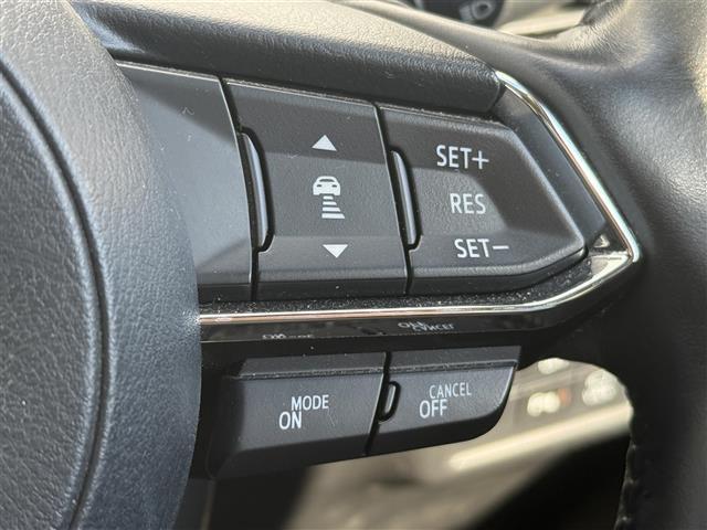 ＣＸ－５ ＸＤ　プロアクティブ　ＢＳＭ／前後ソナー　ＨＵＤ　純正ナビ　全方位カメラ　ステアリングスイッチ　ＥＴＣ　ＭＴモード　パワーシート　シートヒーター　ステアリングヒーター　パワーバックドア　ＬＥＤヘッドライト　オートライト（8枚目）