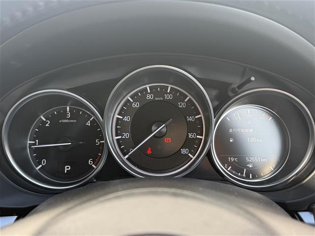 ＣＸ－５ ＸＤ　プロアクティブ　ＢＳＭ／前後ソナー　ＨＵＤ　純正ナビ　全方位カメラ　ステアリングスイッチ　ＥＴＣ　ＭＴモード　パワーシート　シートヒーター　ステアリングヒーター　パワーバックドア　ＬＥＤヘッドライト　オートライト（11枚目）