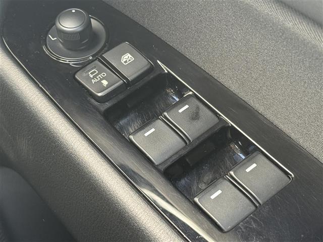 ＣＸ－５ ＸＤ　プロアクティブ　ＢＳＭ／前後ソナー　ＨＵＤ　純正ナビ　全方位カメラ　ステアリングスイッチ　ＥＴＣ　ＭＴモード　パワーシート　シートヒーター　ステアリングヒーター　パワーバックドア　ＬＥＤヘッドライト　オートライト（21枚目）