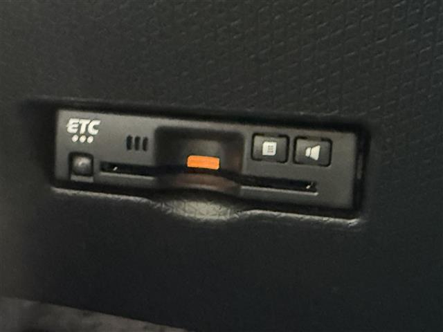 タント ファンクロスターボ　スマートアシスト／前後ソナー　１０インチ純正ナビ　全方位カメラ　ステアリングスイッチ　ＥＴＣ　両側パワスラ　シートヒーター　ルーフレール　ＬＥＤヘッドライト　オートライト　フォグライト　スマートキー（14枚目）