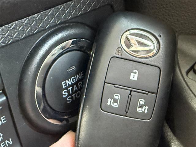 タント ファンクロスターボ　スマートアシスト／前後ソナー　１０インチ純正ナビ　全方位カメラ　ステアリングスイッチ　ＥＴＣ　両側パワスラ　シートヒーター　ルーフレール　ＬＥＤヘッドライト　オートライト　フォグライト　スマートキー（20枚目）