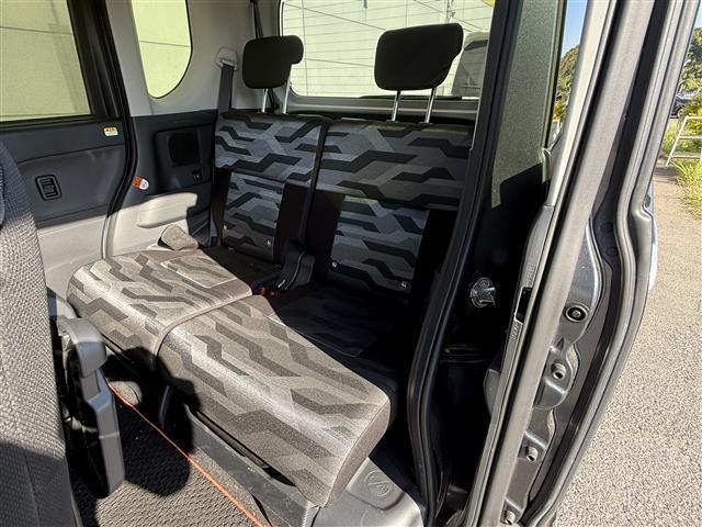 タント ファンクロスターボ　スマートアシスト／前後ソナー　１０インチ純正ナビ　全方位カメラ　ステアリングスイッチ　ＥＴＣ　両側パワスラ　シートヒーター　ルーフレール　ＬＥＤヘッドライト　オートライト　フォグライト　スマートキー（24枚目）