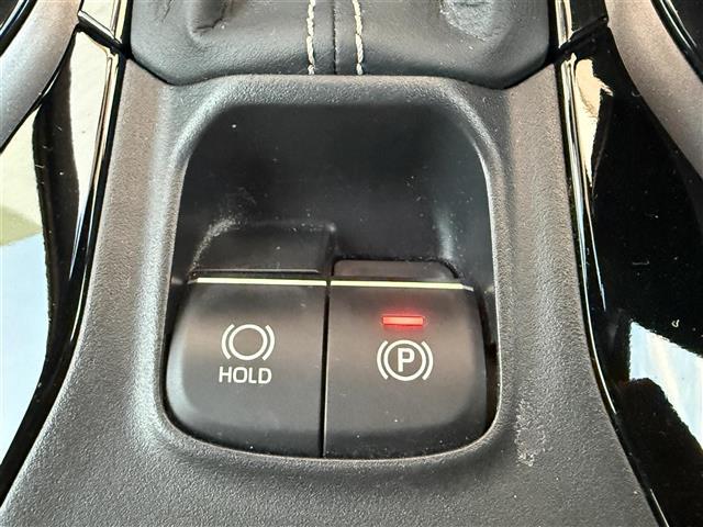 カローラツーリング ハイブリッド　ダブルバイビー　純正ディスプレイオーディオ　バックカメラ　クルーズコントロール　前席シートヒーター　ビルトインＥＴＣ　ハンドルヒーター　ＡＣ１００Ｖ　コーナーセンサー　衝突被害軽減ブレーキ　レーンキープアシスト（12枚目）