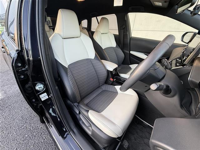 カローラツーリング ハイブリッド　ダブルバイビー　純正ディスプレイオーディオ　バックカメラ　クルーズコントロール　前席シートヒーター　ビルトインＥＴＣ　ハンドルヒーター　ＡＣ１００Ｖ　コーナーセンサー　衝突被害軽減ブレーキ　レーンキープアシスト（23枚目）