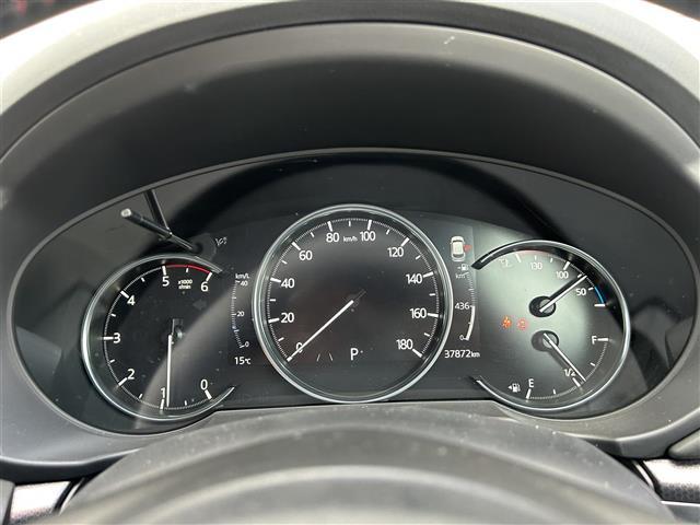 ＣＸ－５ ＸＤ　ブラックトーンエディション　純正ナビ　フルセグＴＶ　アラウンドビューモニター　前席シートヒーター　パドルシフト　コーナーセンサー　パワーバックドア　クルーズコントロール　ステアリングヒーター　衝突被害軽減ブレーキ　レーンアシスト（9枚目）