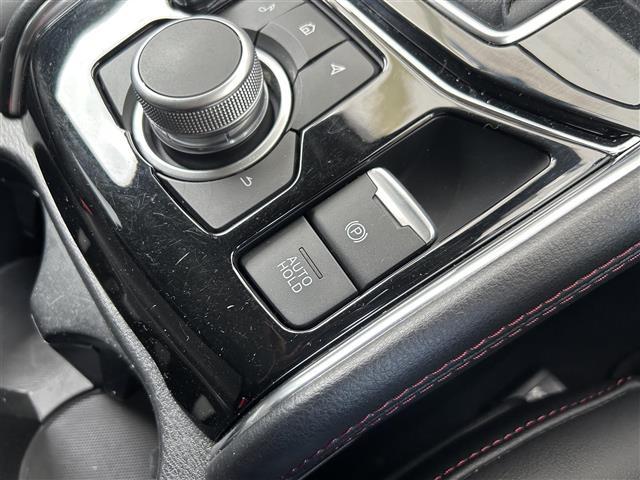 ＣＸ－５ ＸＤ　ブラックトーンエディション　純正ナビ　フルセグＴＶ　アラウンドビューモニター　前席シートヒーター　パドルシフト　コーナーセンサー　パワーバックドア　クルーズコントロール　ステアリングヒーター　衝突被害軽減ブレーキ　レーンアシスト（11枚目）