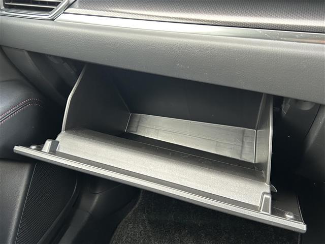 ＣＸ－５ ＸＤ　ブラックトーンエディション　純正ナビ　フルセグＴＶ　アラウンドビューモニター　前席シートヒーター　パドルシフト　コーナーセンサー　パワーバックドア　クルーズコントロール　ステアリングヒーター　衝突被害軽減ブレーキ　レーンアシスト（20枚目）