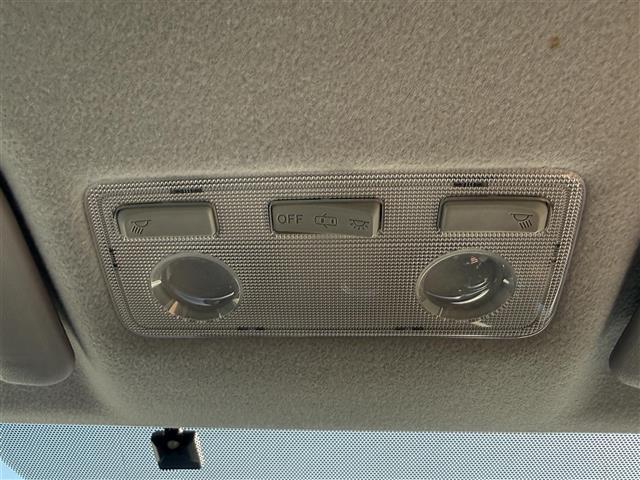 アクア Ｓ　純正ナビ（ＦＭ／ＡＭ／ＣＤ／ＤＶＤ／ＢＴ）　フルセグＴＶ　バックカメラ　前席シートヒーター　オートライト　ビルトインＥＴＣ　プッシュスタート　スマートキー　ハロゲンライト　アイドリングストップ（16枚目）