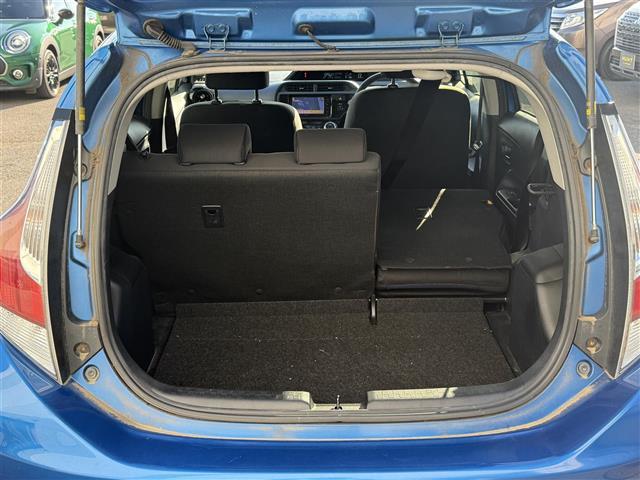 アクア Ｓ　純正ナビ（ＦＭ／ＡＭ／ＣＤ／ＤＶＤ／ＢＴ）　フルセグＴＶ　バックカメラ　前席シートヒーター　オートライト　ビルトインＥＴＣ　プッシュスタート　スマートキー　ハロゲンライト　アイドリングストップ（28枚目）